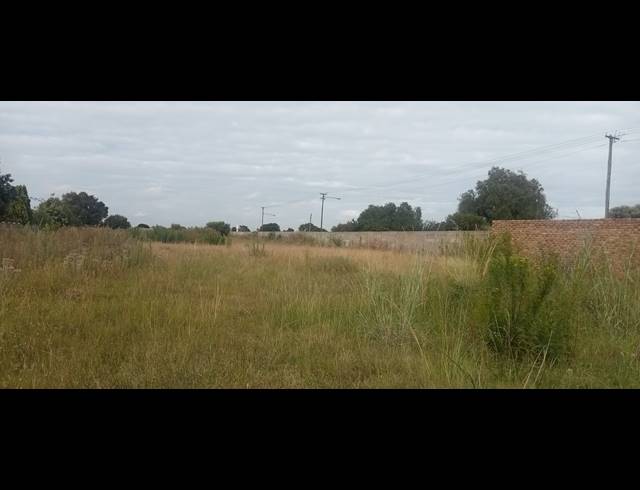 4,502M² VACANT LAND FOR SALE IN RIVERSDALE